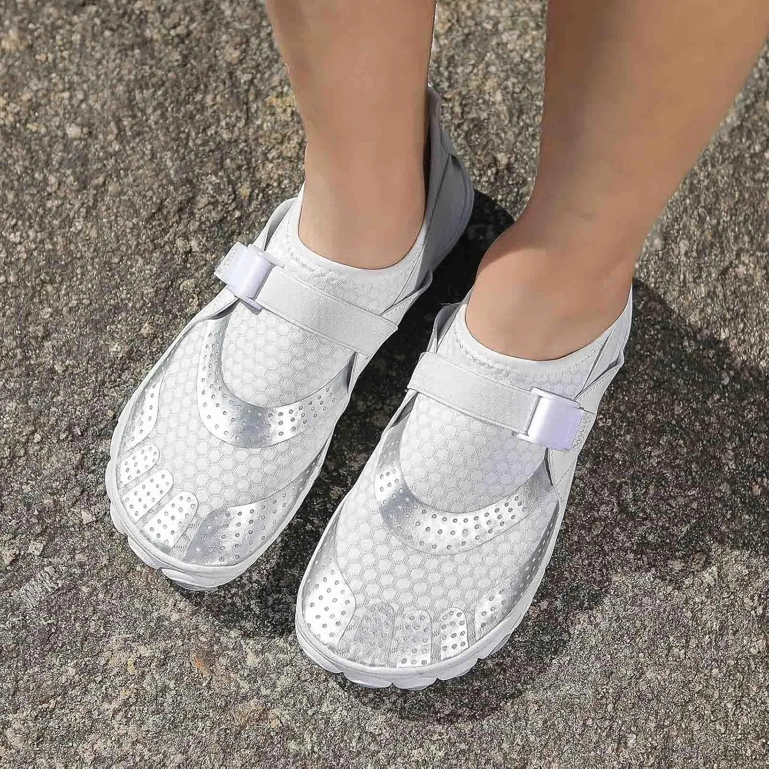 2025 Water Shoe Women Men Flats Slippers Comfortable Non-Slip Walking Footwear Summer Beach Vacation Slides Breathable Soft Sole Sport Sneakers Indoor/Outdoor Slip-On Loafer Shoes