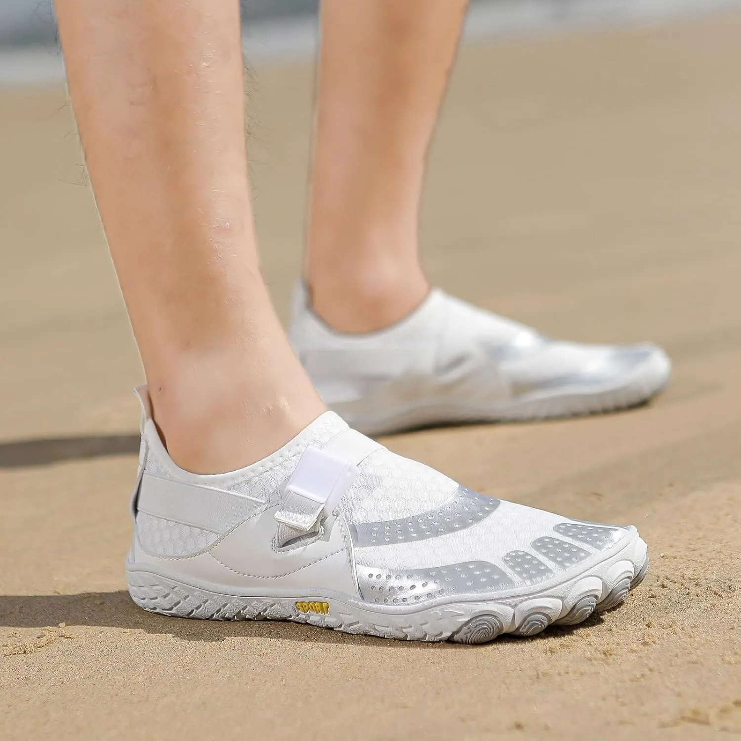 2025 Water Shoe Women Men Flats Slippers Comfortable Non-Slip Walking Footwear Summer Beach Vacation Slides Breathable Soft Sole Sport Sneakers Indoor/Outdoor Slip-On Loafer Shoes