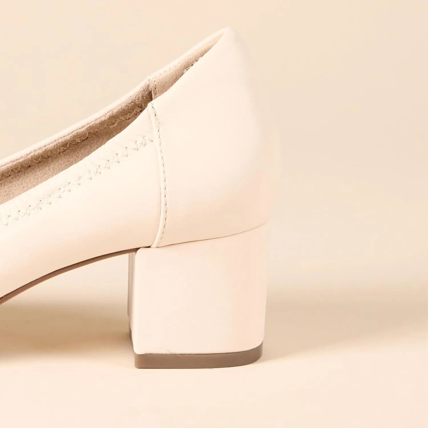 Amazon Essentials Women's Ballet Pump