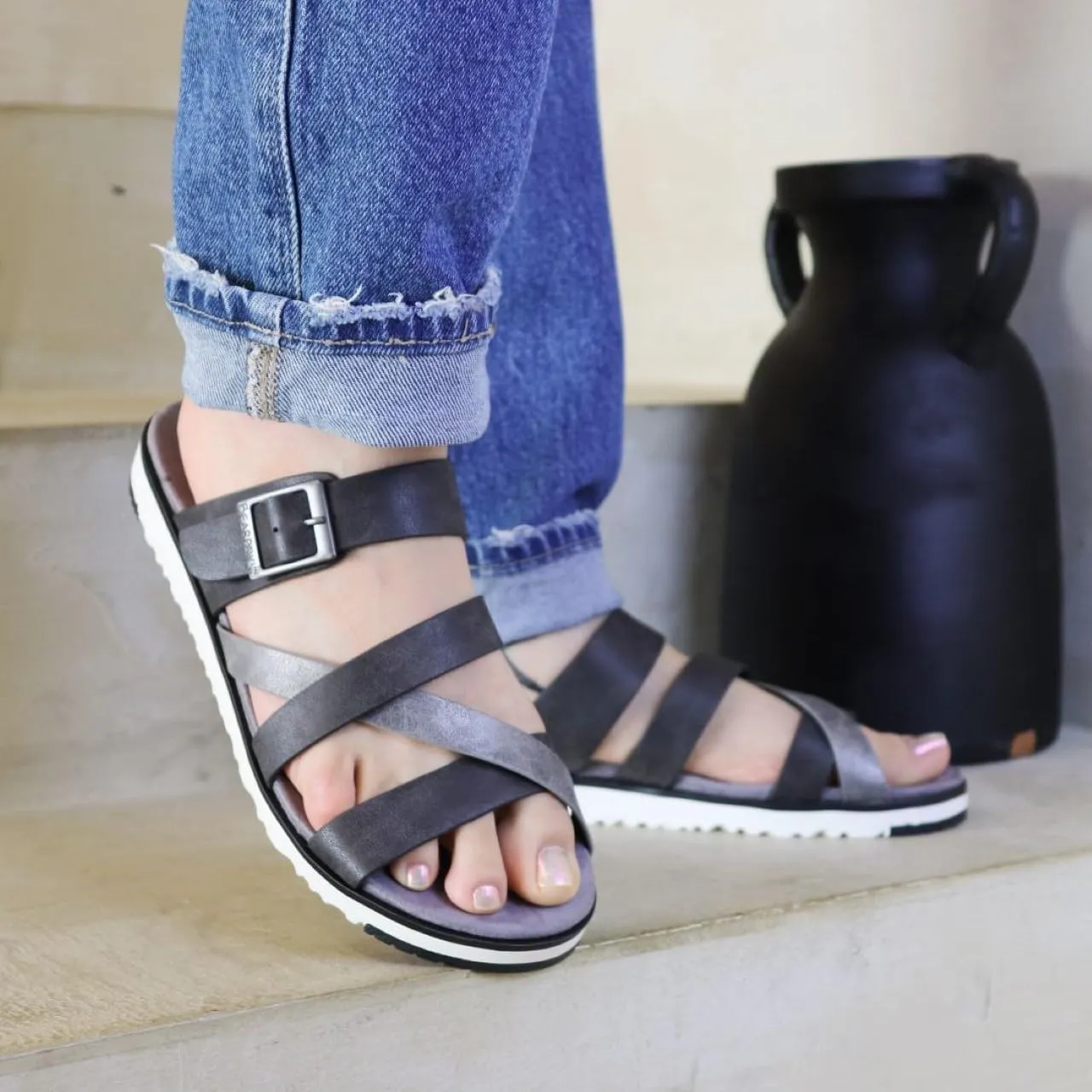 BEARPAW Women's Rhodes Sandal | Women's Sandal | Women's Shoe | Comfortable & Lightweight | Multiple Colors & Sizes