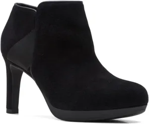 Clarks Women's Ambyr Gem Pump