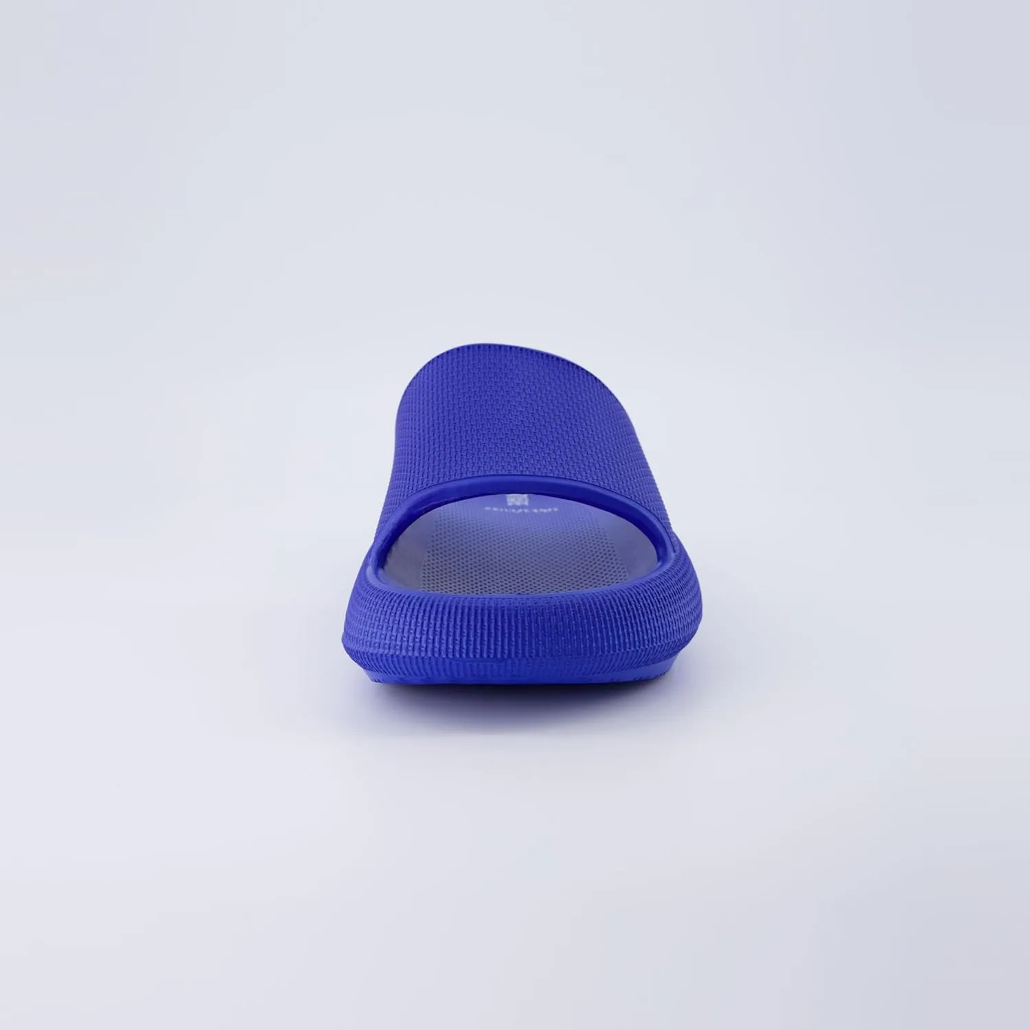 CUSHIONAIRE Men's Feather cloud recovery pool slide with  Comfort