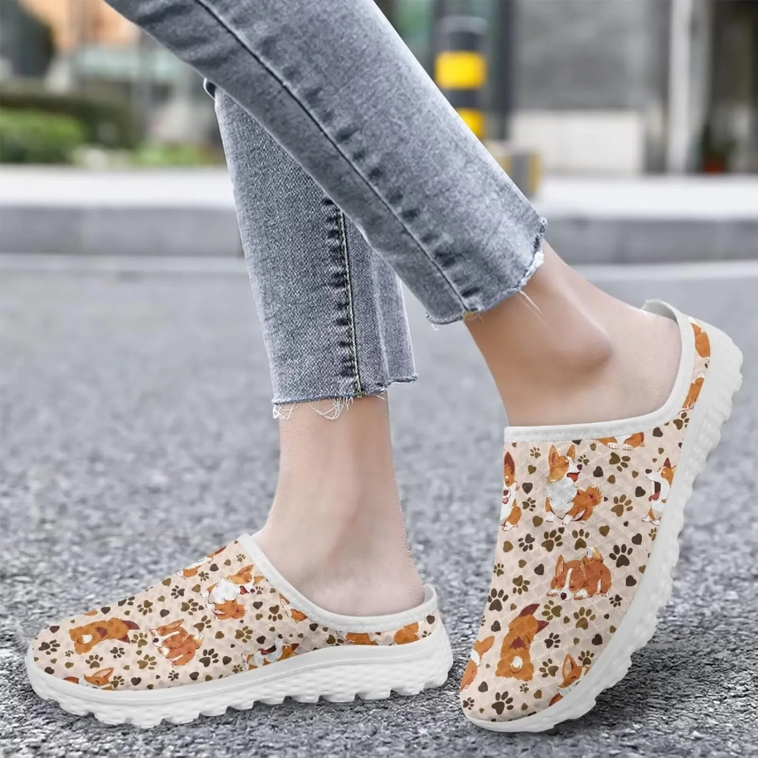 Dog Print Womens Mules Slip on Sneaker Round Toe Classic Garden Clogs Low Top Loafers Tennis Shoes
