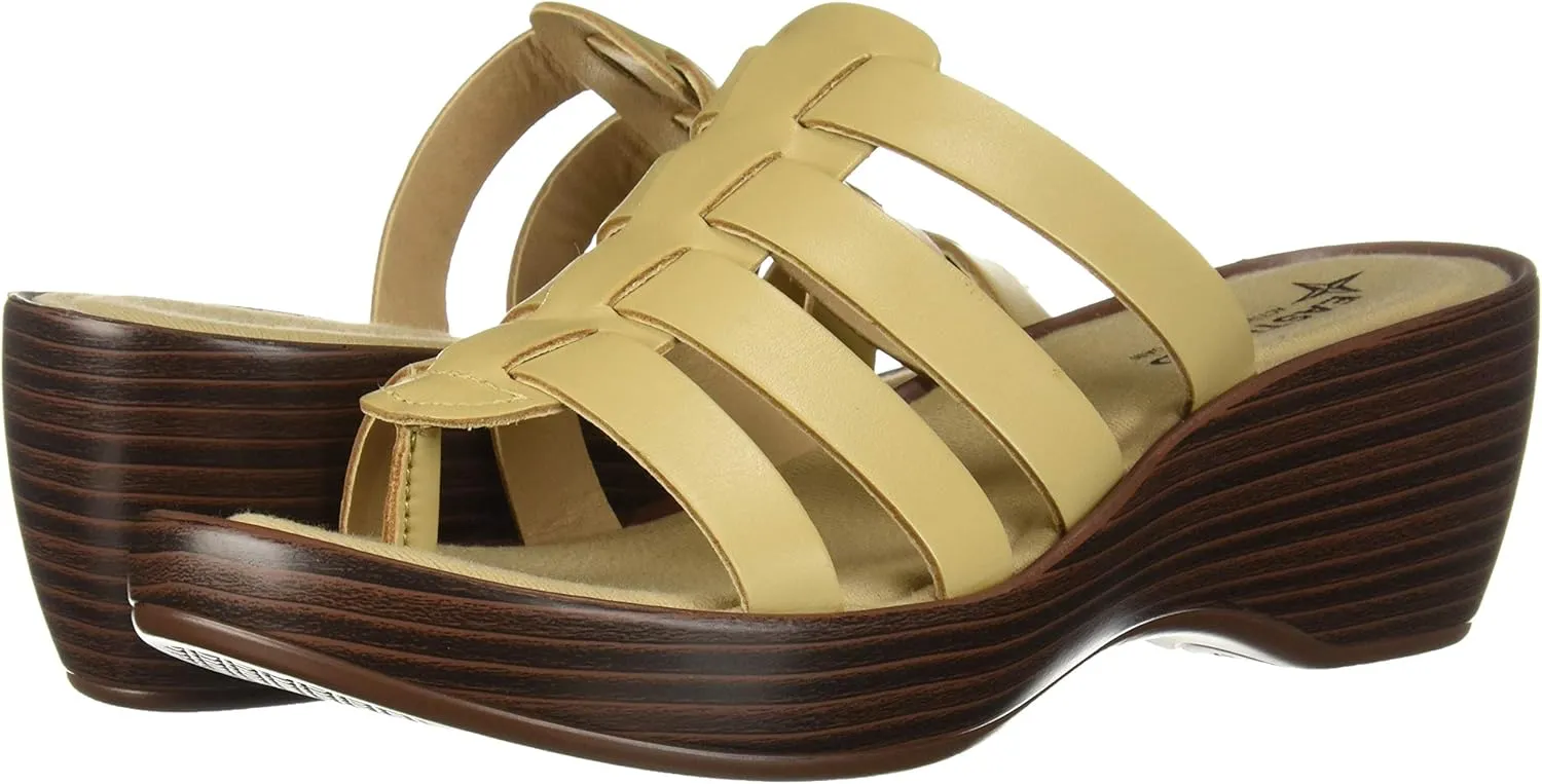 Eastland Women's Topaz Sandal