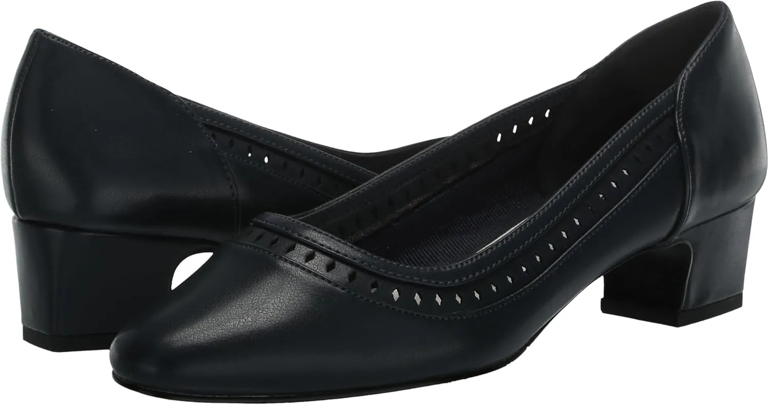 Easy Street Women's Giana Pump