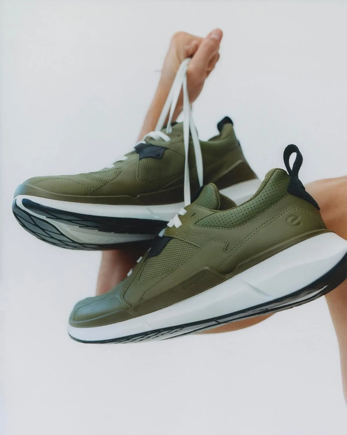 ECCO Men's Biom 2.2 Athletic Gore-tex Waterproof Sneaker