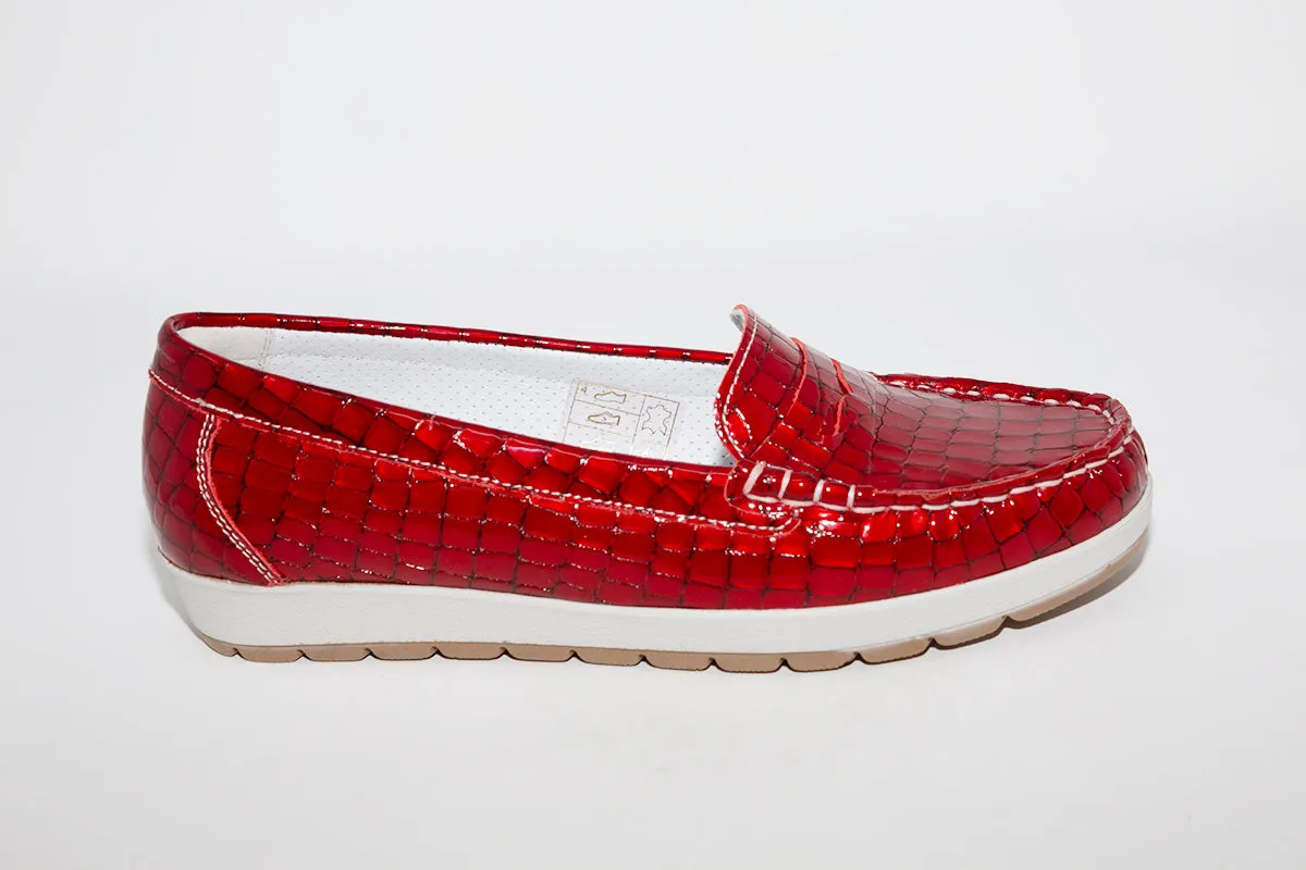 IMAC - FLAT LOAFER - RED CROC PATENT