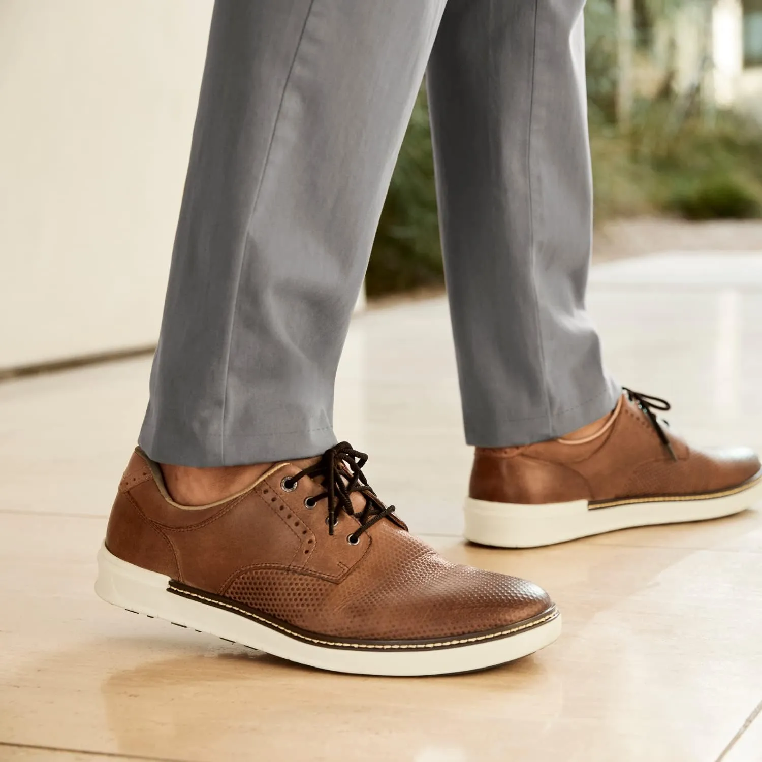 Johnston & Murphy Men’s McGuffey GL2 Hybrid Golf Shoe | Waterproof Construction | Superior Cushioning | Hybrid-Lug Rubber Sole