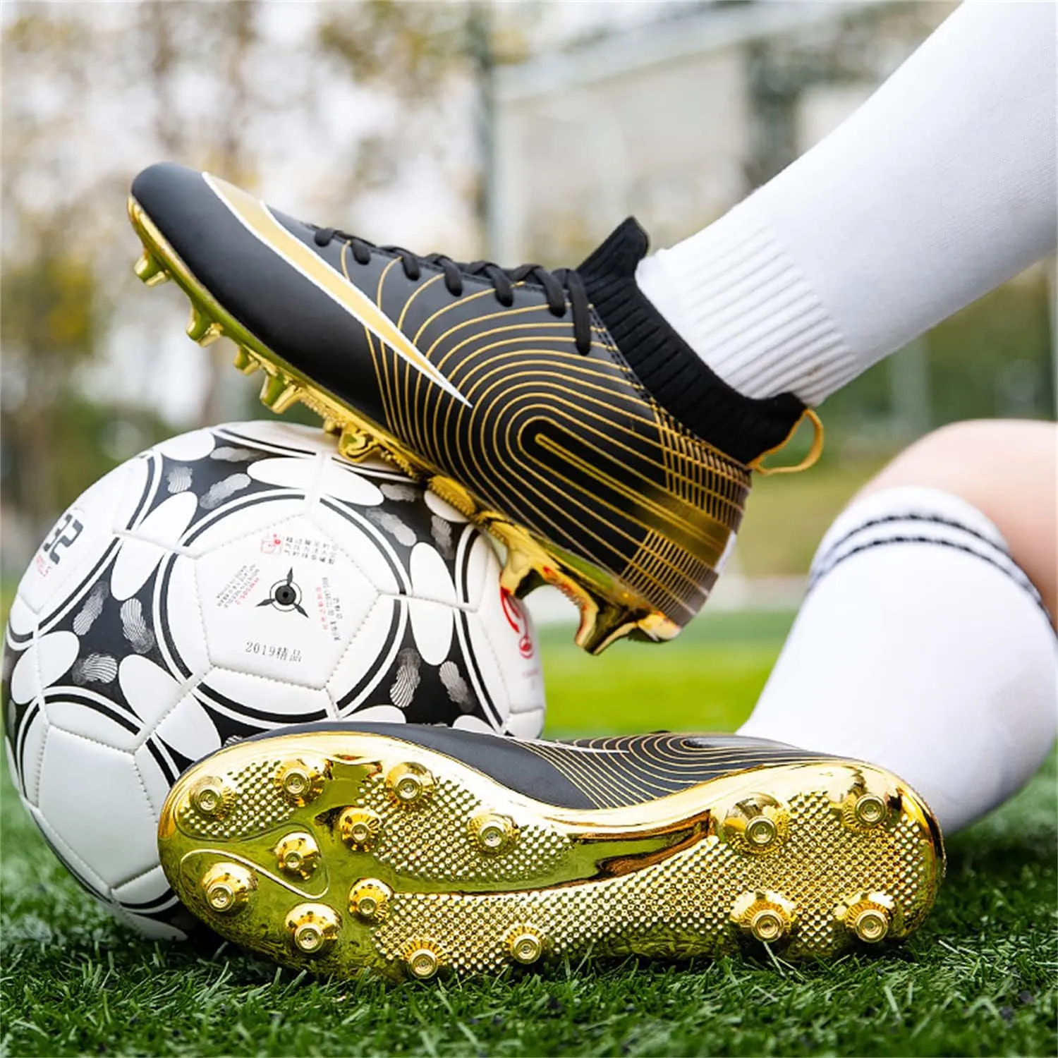 MDPCX Competitive Unisex Kids Soccer Shoes Men Indoor Outdoor Football Boots Athletic Turf Team Cleat Running Sports Lightweight Breathable Anti-Skid Damping Shoes