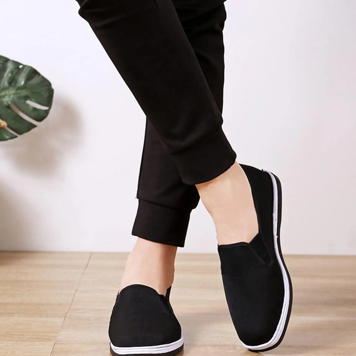 Men's Kung Fu Shoes, Comfortable Slip-On Chinese Traditional Old Beijing Cloth Shoes, Tai Chi, Rubber Sole, Non Slip, Black, Breathable Sweat-Absorbent, Strong Grip and Wear-Resistant
