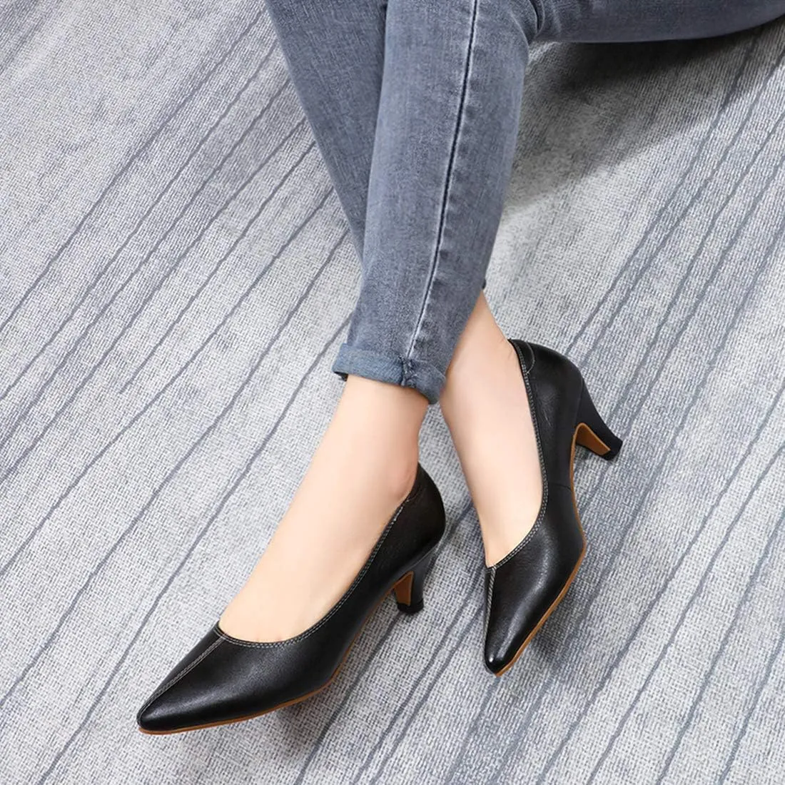 Mona flying Women's Leather Pump Med Heel Pointed Toe Office Dress Shoes for Ladies