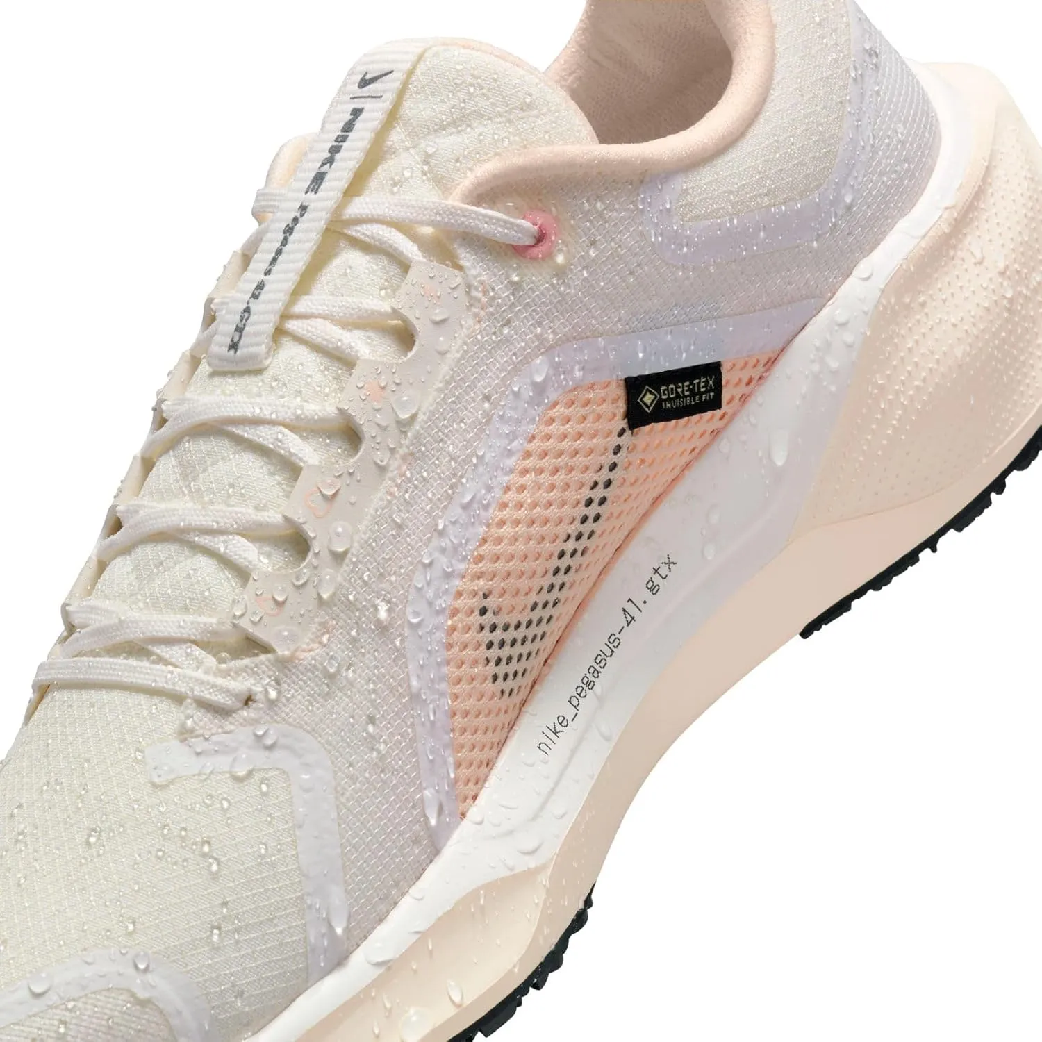 Nike Women's Pegasus 41 Gore-tex Sneaker