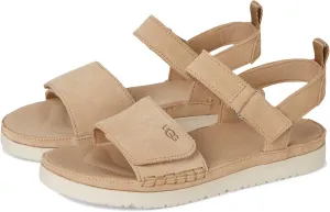 UGG Unisex-Child Goldenstar (Little Big Kid) Sandal
