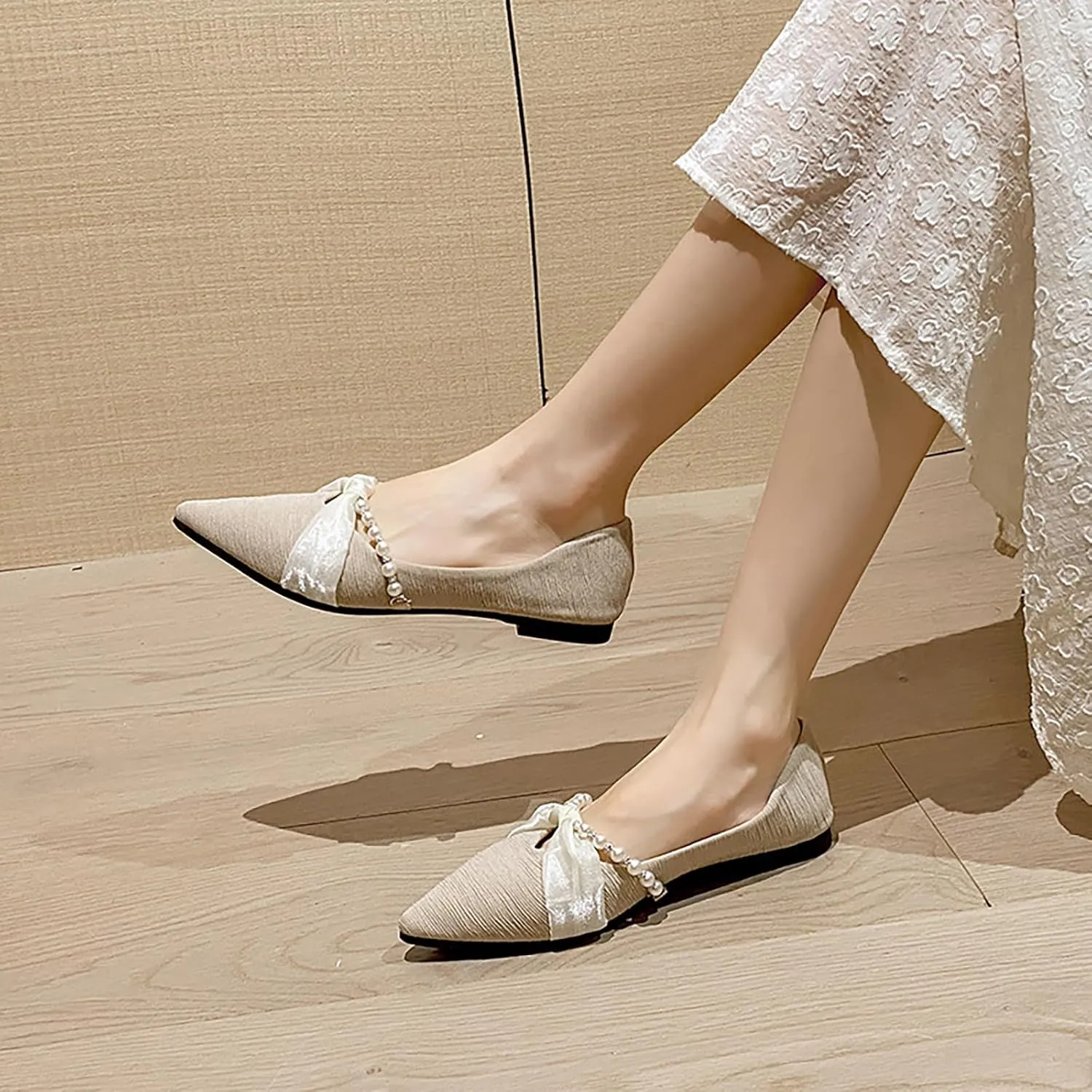 Women Pointed Toe Pearl Slip-on Flat Loafers,Comfortable Ribbon Bow Closed Toe Ballet Flats Cute Low Heel Work Dress Loafers