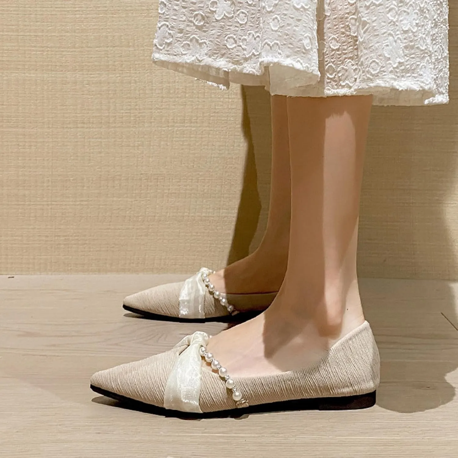 Women Pointed Toe Pearl Slip-on Flat Loafers,Comfortable Ribbon Bow Closed Toe Ballet Flats Cute Low Heel Work Dress Loafers